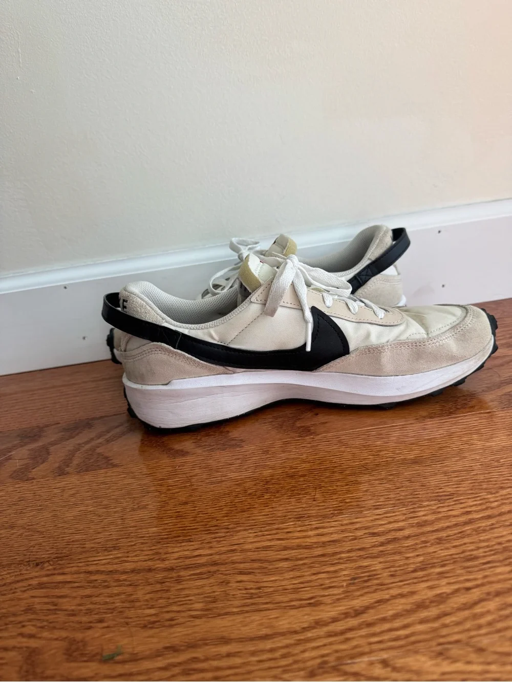 Nike Women's Waffle Debut Sneakers